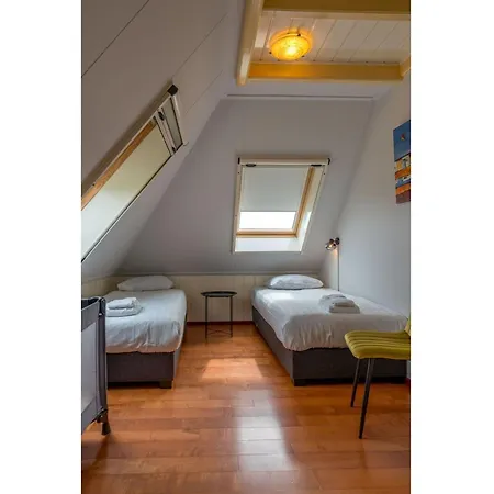 בית נופש Lovely In Texel Near Sea *