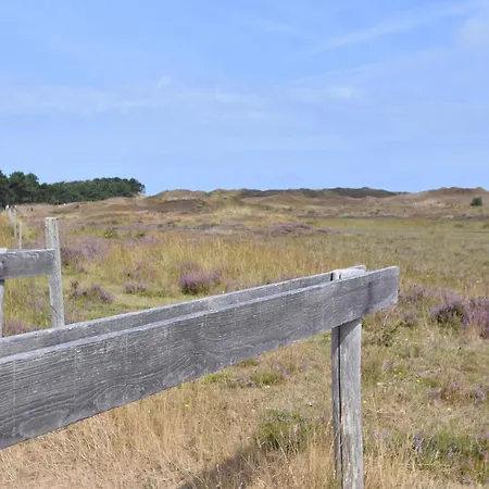 Дом отдыха Lovely In Texel Near Sea Oost (Texel)