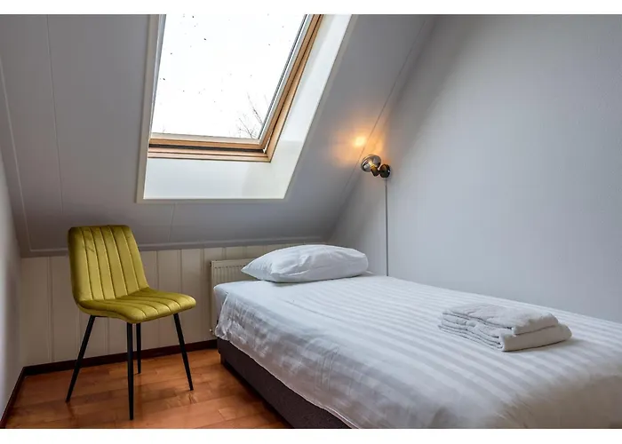 Дом отдыха Lovely In Texel Near Sea Oost (Texel)