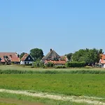 Lovely Holiday Home In Texel Near Sea