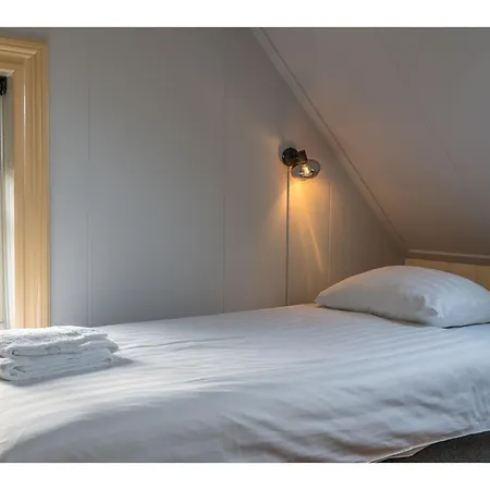 Feriehus Lovely In Texel Near Sea